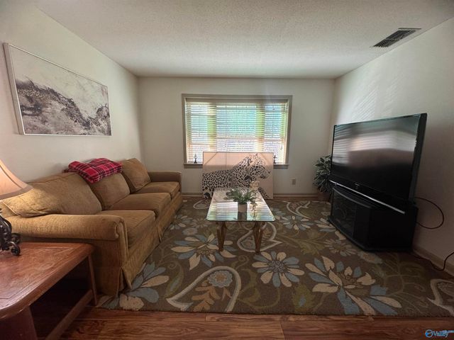 2137 Belle Grove Drive 2137, Huntsville, AL 35802