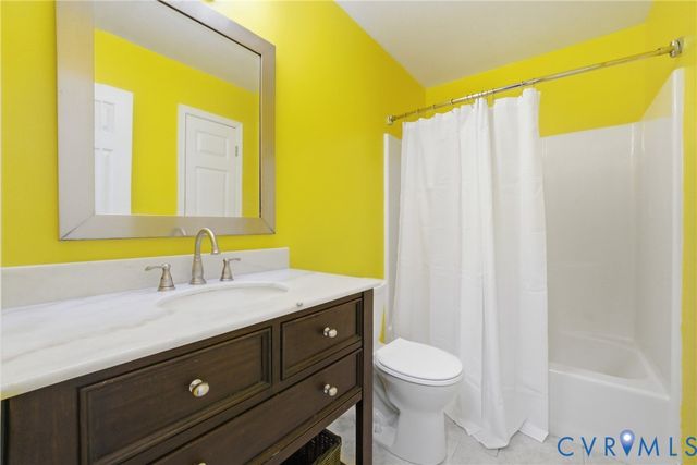 2512 Brookforest Rd, Midlothian, VA 23112