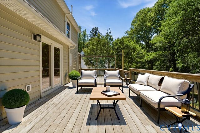 2512 Brookforest Rd, Midlothian, VA 23112