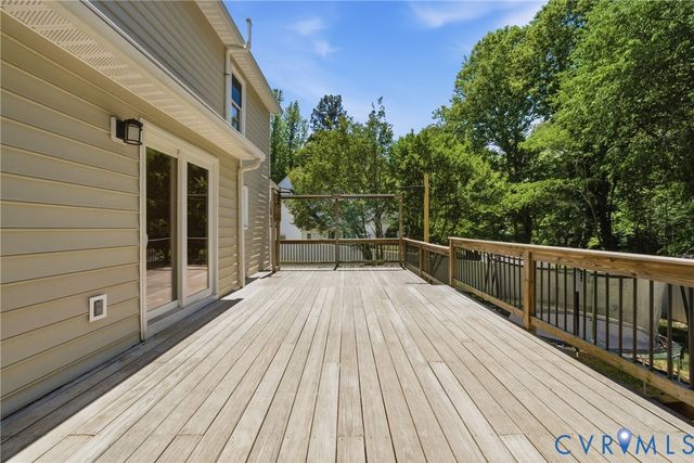 2512 Brookforest Rd, Midlothian, VA 23112