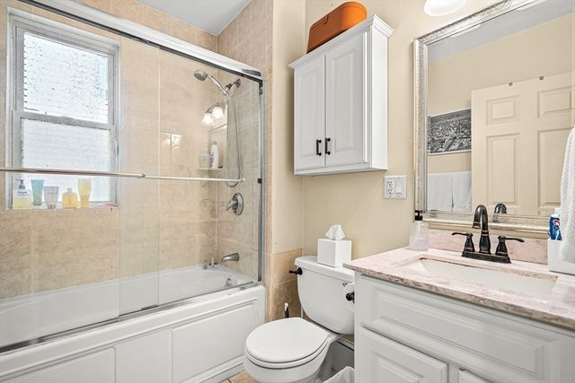 12 I St 1, Boston, MA 02127