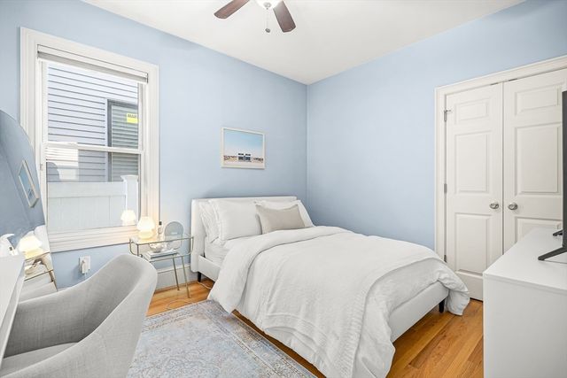 12 I St 1, Boston, MA 02127