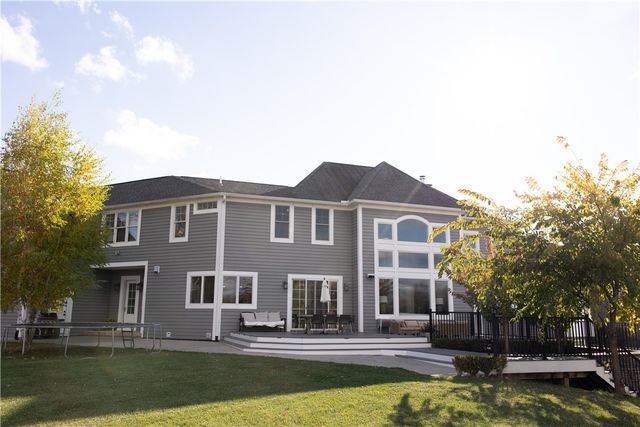 128 Ogden Center Road, Ogden, NY 14559