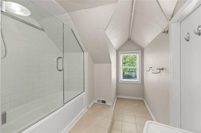 5813 RIGGS Street, Mission, KS 66202