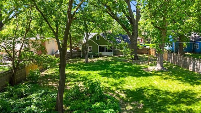 5813 RIGGS Street, Mission, KS 66202