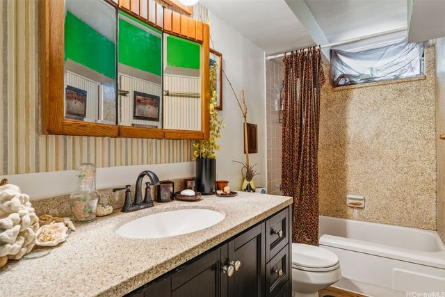 53-567 Kamehameha Highway 403, Hauula, HI 96717