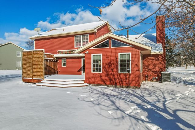 2563 Colony Circle, Saint Cloud, MN 56303