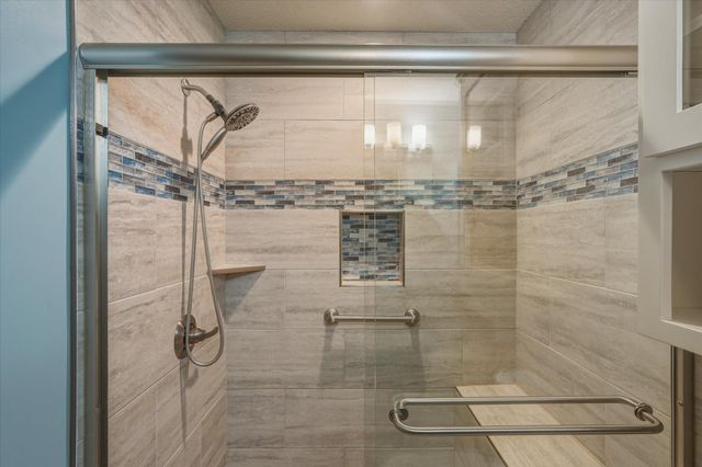 2563 Colony Circle, Saint Cloud, MN 56303