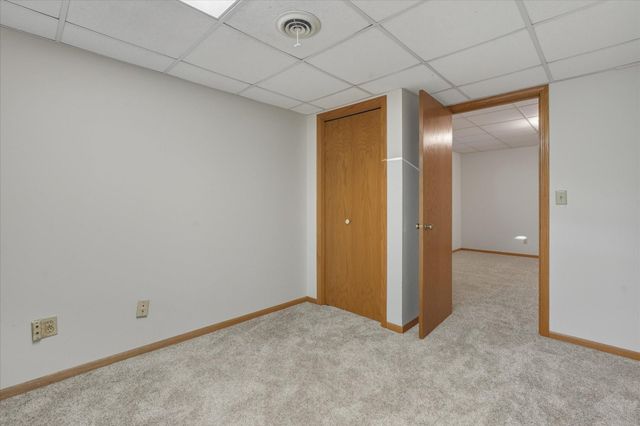 2563 Colony Circle, Saint Cloud, MN 56303