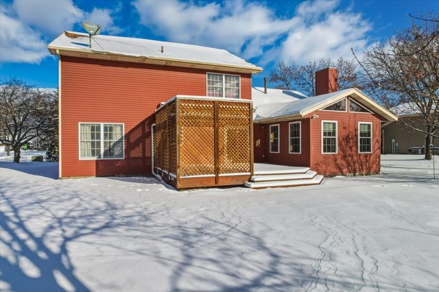 2563 Colony Circle, Saint Cloud, MN 56303