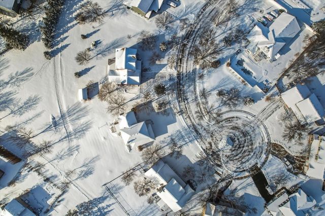 2563 Colony Circle, Saint Cloud, MN 56303