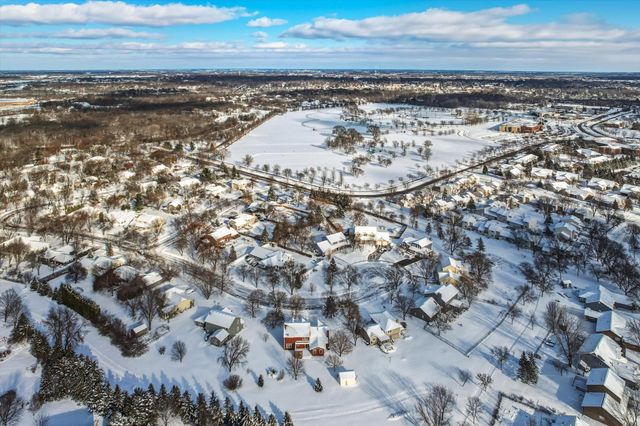 2563 Colony Circle, Saint Cloud, MN 56303