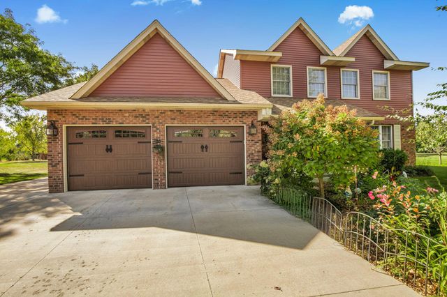 2563 Colony Circle, Saint Cloud, MN 56303