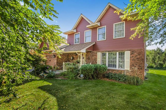 2563 Colony Circle, Saint Cloud, MN 56303