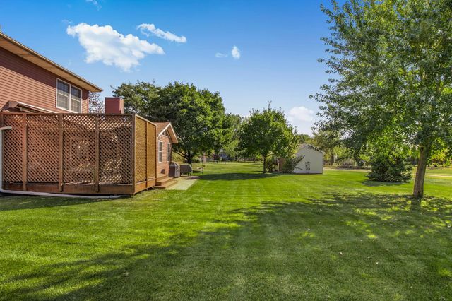 2563 Colony Circle, Saint Cloud, MN 56303