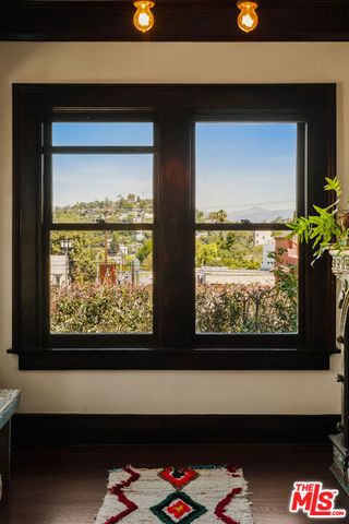 1062 Sanborn Avenue, Los Angeles, CA 90029