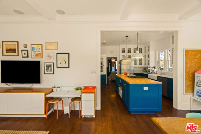 1062 Sanborn Avenue, Los Angeles, CA 90029