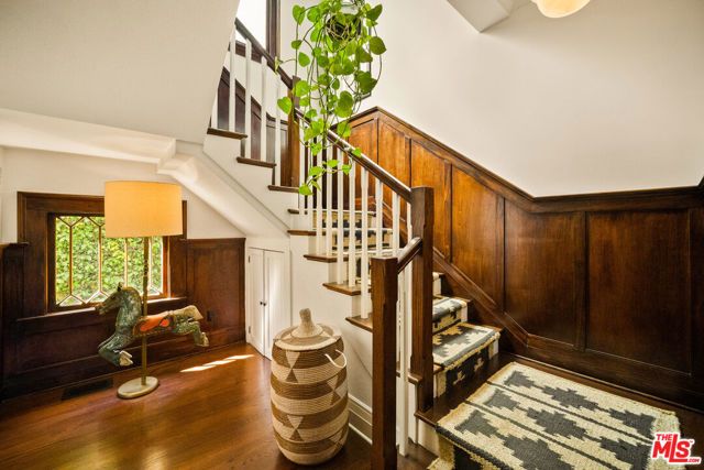 1062 Sanborn Avenue, Los Angeles, CA 90029