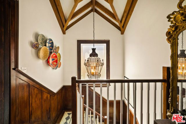 1062 Sanborn Avenue, Los Angeles, CA 90029