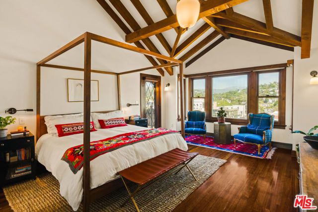 1062 Sanborn Avenue, Los Angeles, CA 90029