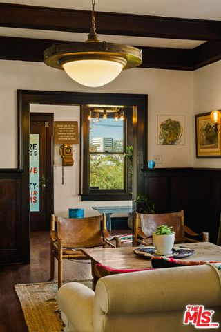 1062 Sanborn Avenue, Los Angeles, CA 90029