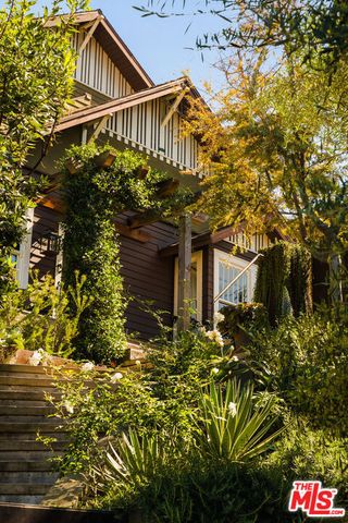 1062 Sanborn Avenue, Los Angeles, CA 90029