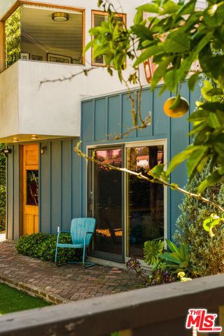 1062 Sanborn Avenue, Los Angeles, CA 90029