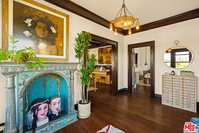 1062 Sanborn Avenue, Los Angeles, CA 90029