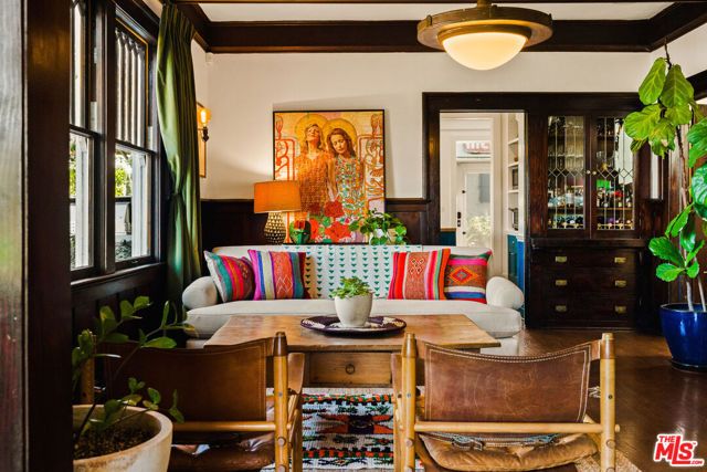 1062 Sanborn Avenue, Los Angeles, CA 90029