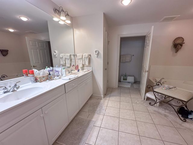 8500 Margate Cir Apt 2104, Myrtle Beach, SC 29572