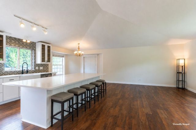3901 S Sunderland Dr, Spokane Valley, WA 99206