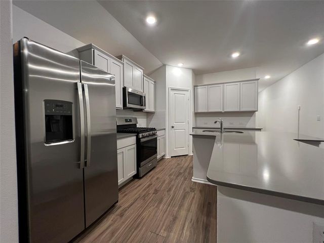 115 Vintage DR, San Marcos, TX 78666