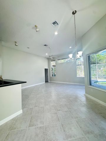 6740 NW 105th Lane, Parkland, FL 33076