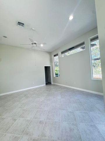 6740 NW 105th Lane, Parkland, FL 33076