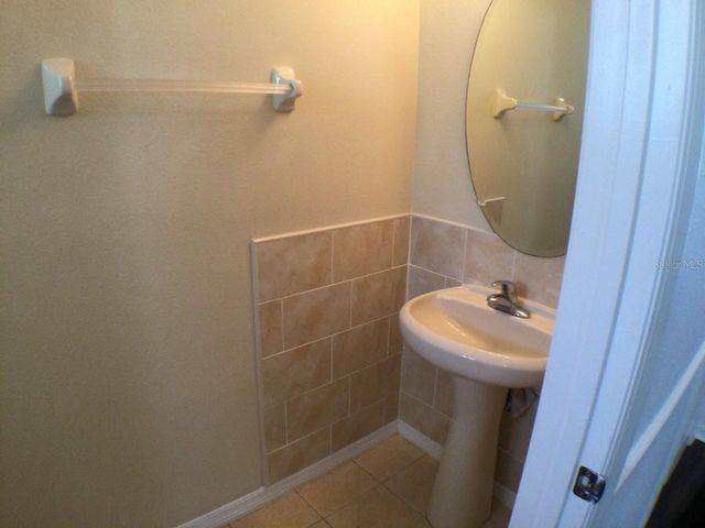 9761 LAKE DISTRICT LANE, Orlando, FL 32832