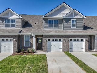 728 Mickelson Way, Lebanon, TN 37087