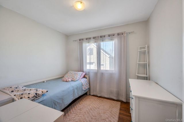 28 Saint Joseph Avenue, Ronkonkoma, NY 11779