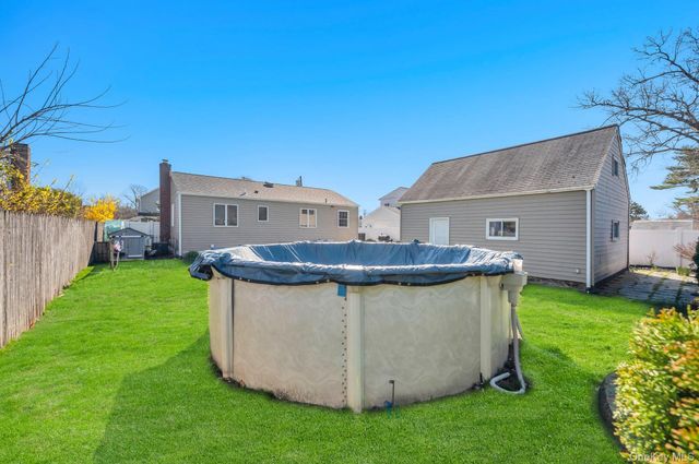 28 Saint Joseph Avenue, Ronkonkoma, NY 11779