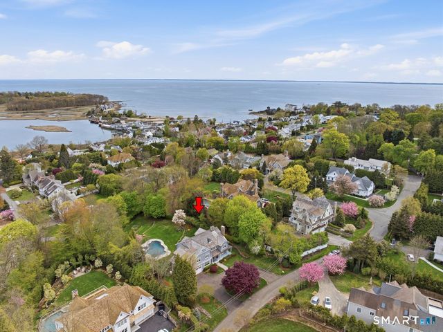 32 Burnham Hill, Westport, CT 06880