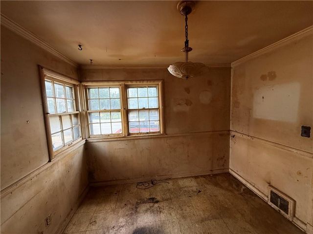7 E 85th Street, Kansas City, MO 64114