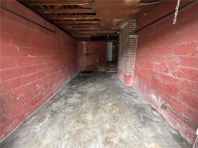7 E 85th Street, Kansas City, MO 64114