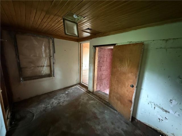 7 E 85th Street, Kansas City, MO 64114
