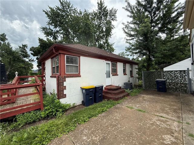 7 E 85th Street, Kansas City, MO 64114