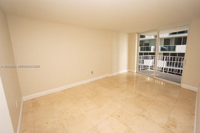 1228 West Ave 513, Miami Beach, FL 33139