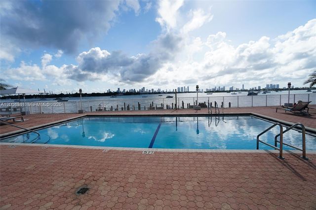 1228 West Ave 513, Miami Beach, FL 33139