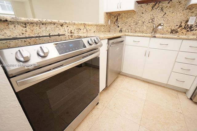 1228 West Ave 513, Miami Beach, FL 33139