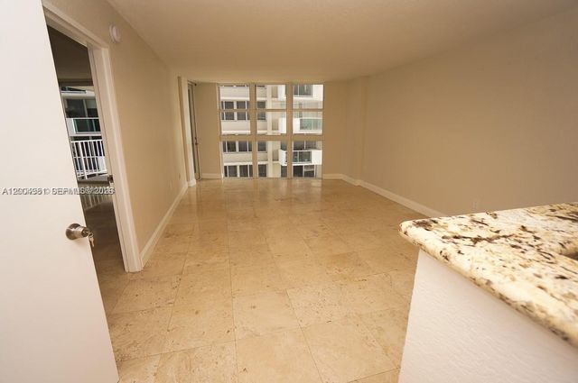 1228 West Ave 513, Miami Beach, FL 33139