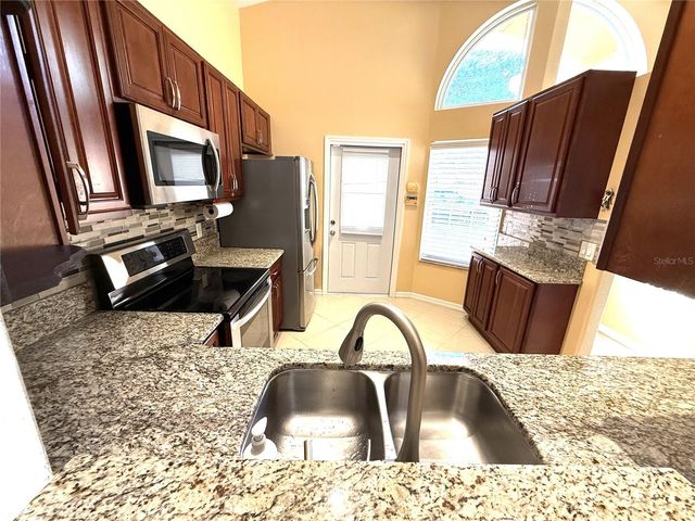 9217 VALENCIA PALMS DRIVE, Orlando, FL 32825