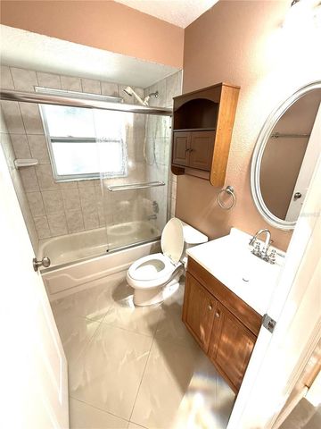 9217 VALENCIA PALMS DRIVE, Orlando, FL 32825