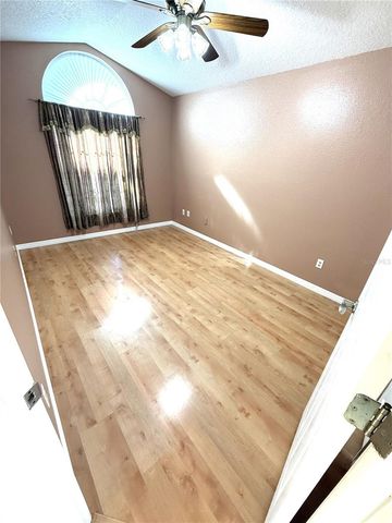 9217 VALENCIA PALMS DRIVE, Orlando, FL 32825